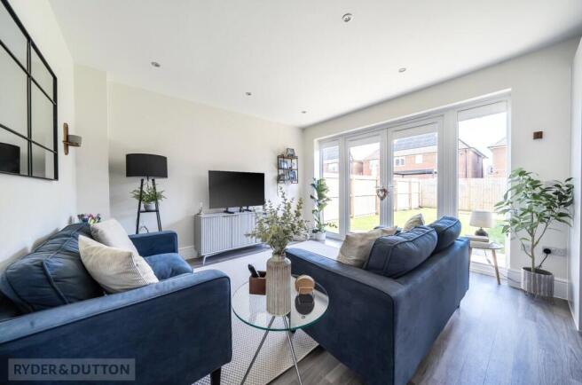 4 bed Detached for sale Image 8