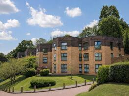 53, Chapel Fields, Godalming GU7 2BX