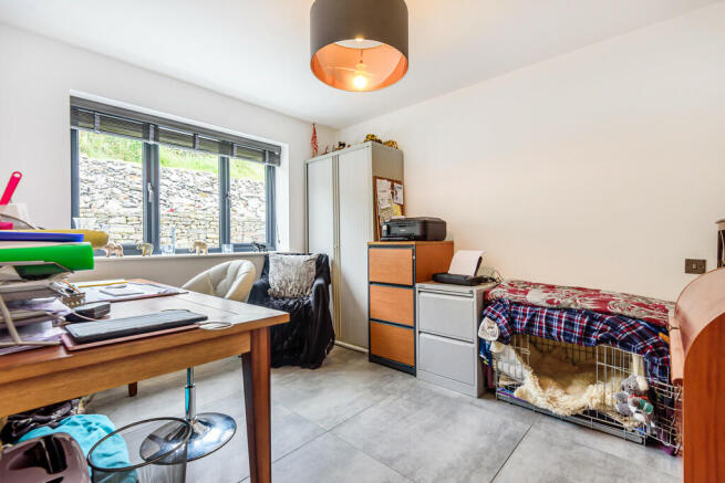 Office/Bedroom 4
