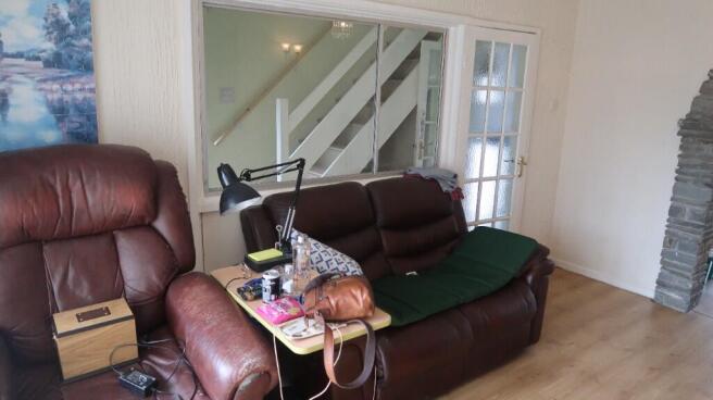Wallis Drive, Penpedairheol, Hengoed, Caerphilly, CF82 photo 4