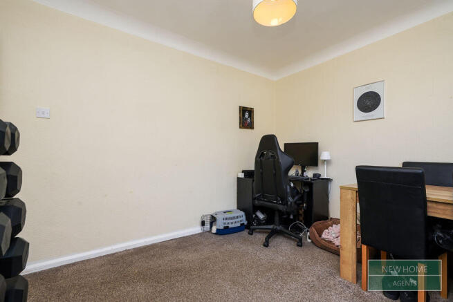 3 bed Semi-Detached for sale Image 7