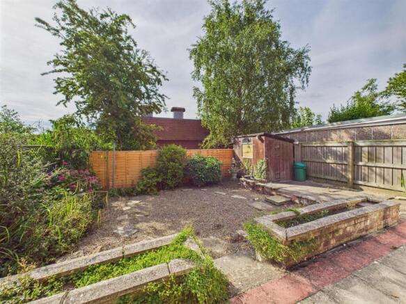 2 bed Semi-Detached Bungalow for sale Image 8
