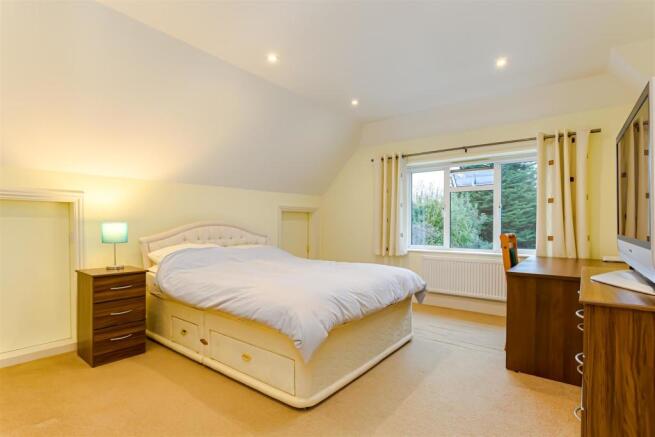 house-nork-way-banstead-140.jpg