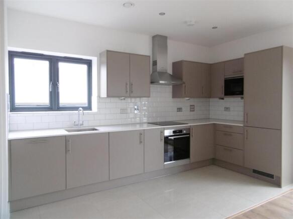 Kitchen.JPG