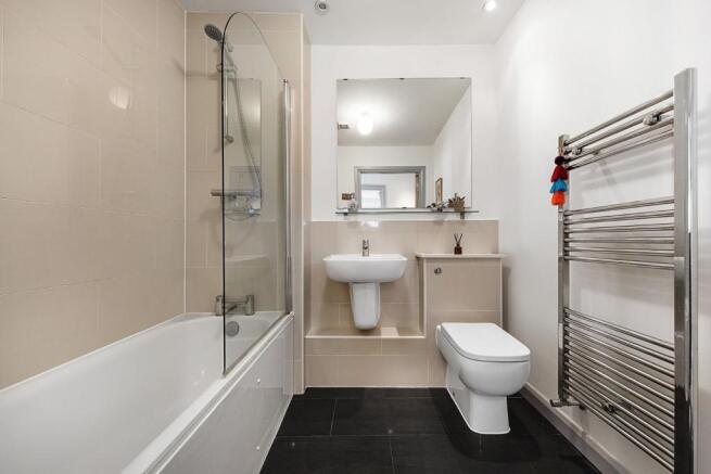 Family Bathroom.jpg