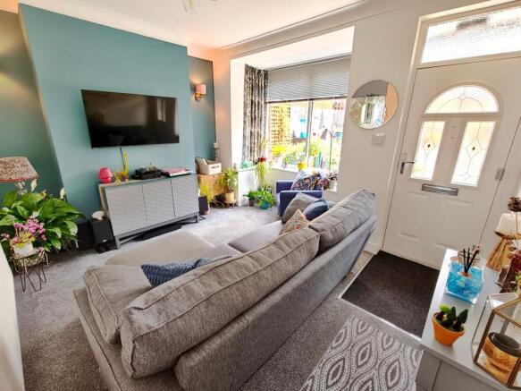 3 bed Town House for sale Image 2