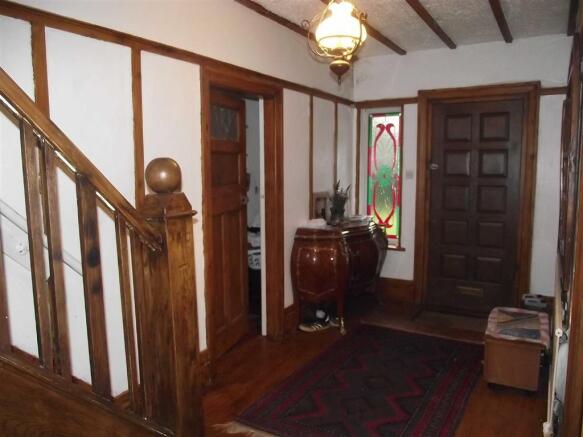 ENTRANCE HALLWAY