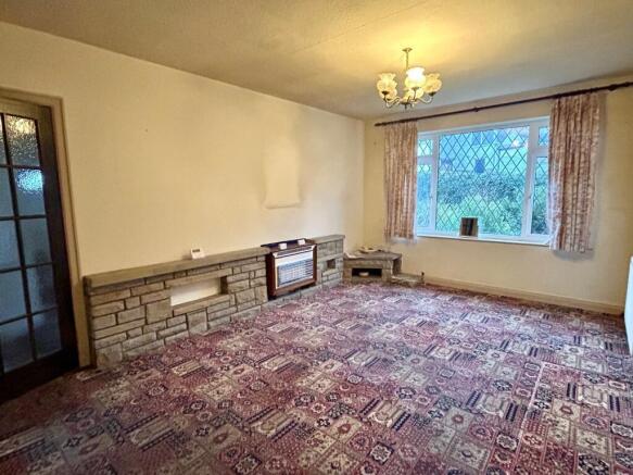 2 bed Semi-Detached Bungalow for sale Image 3