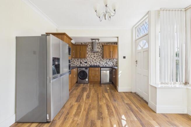3 bed Semi-Detached for sale Image 5