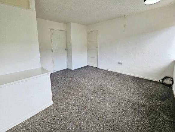 4 bed Terraced to rent Image 7