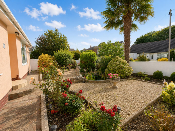 Rectory Close 1.png