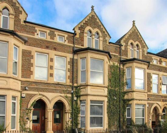 2 Howard CourtNEW (1 of 8).jpg