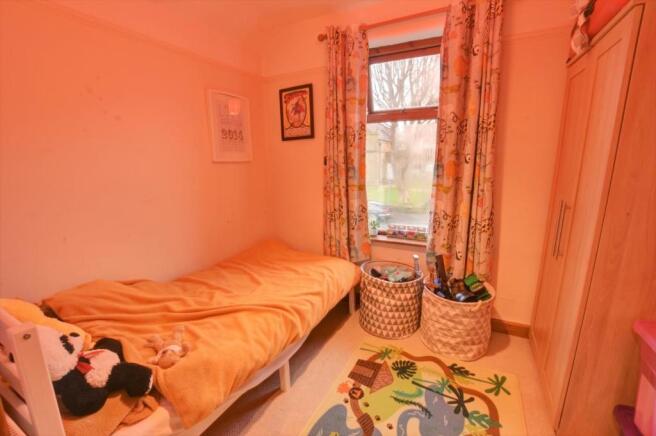Bed 3.jpg
