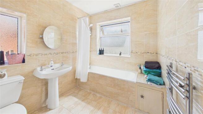 3 bed Semi-Detached for sale Image 9