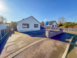 17, Parmiter Way, Wimborne BH21 2BS