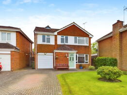 3, Lapwing Close, Horsham RH13 5PB