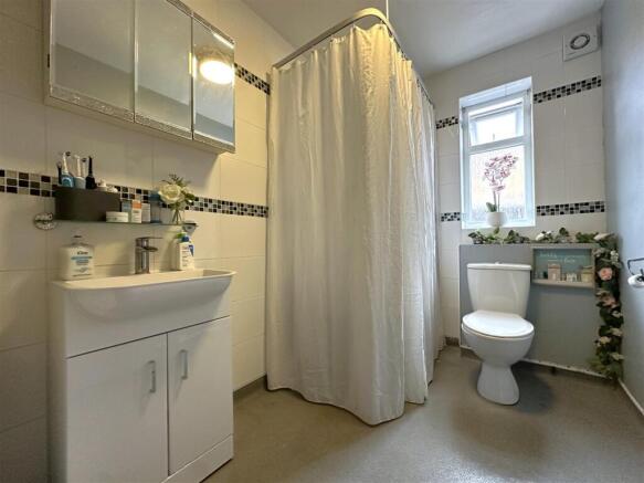 Wet Room 376