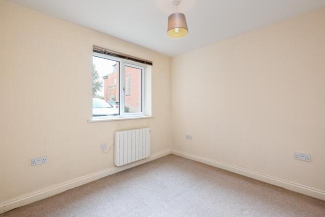 2 bed Flat to rent Image 6