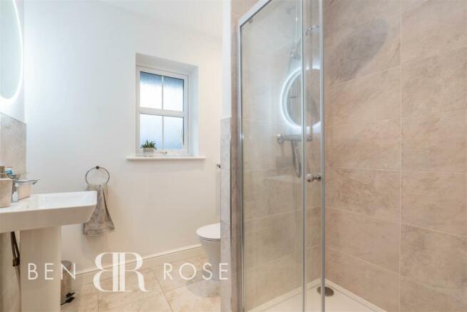 Master Ensuite