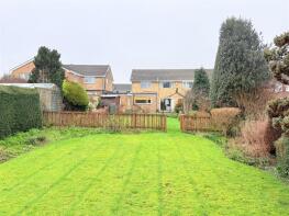 73, West Royd Avenue, Mirfield WF14 9LB
