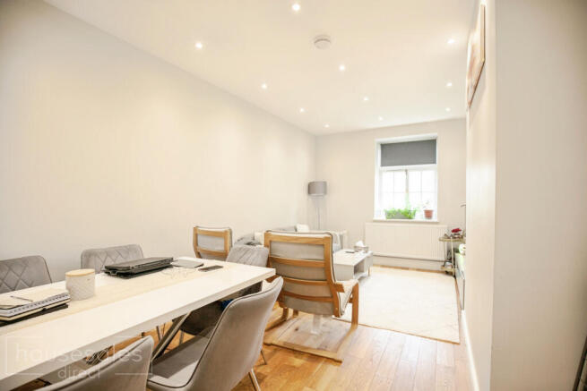 The Priory, Haywards Heath, RH16 photo 4