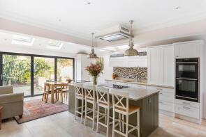 28, Hillcrest Road, London W3 9RZ