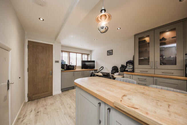 Kitchen-Diner 2