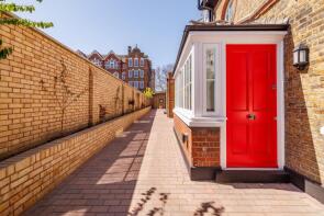 259a, Munster Road, London SW6 6BW