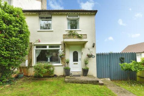Sealey Crescent, Wells