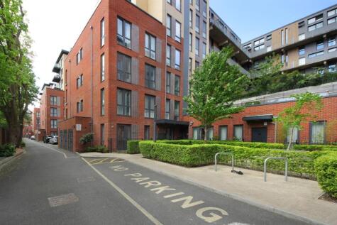 Colonnade Gardens, W3