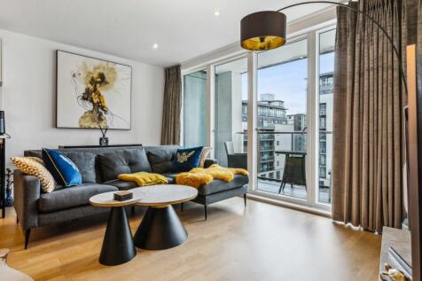 Francis House,
Pump House Crescent, TW8