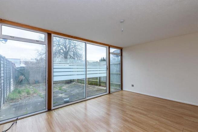 8457305-interior04-800.jpg
