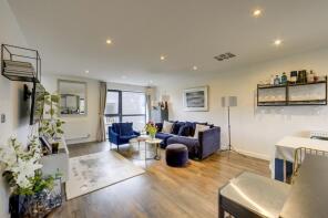 15, Chiltonian Mews, London SE13 5FD