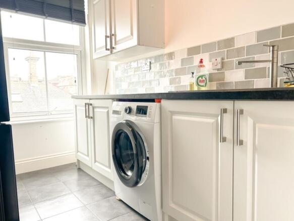 1 bed Apartment for sale Image 4