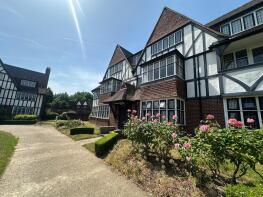 22, Thanet Court, Queens Drive, London W3 0HW