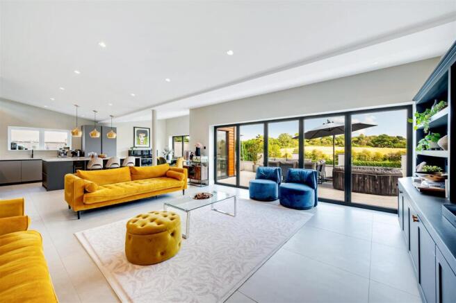 1 Meadow View-7.jpg