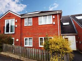 8, Sheard Court, Oldham OL2 7AL