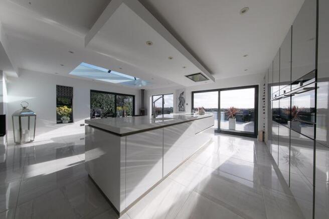 'Glen View', Garstang Road, Little Eccleston, Lancs PR3 0ZQ photo 4