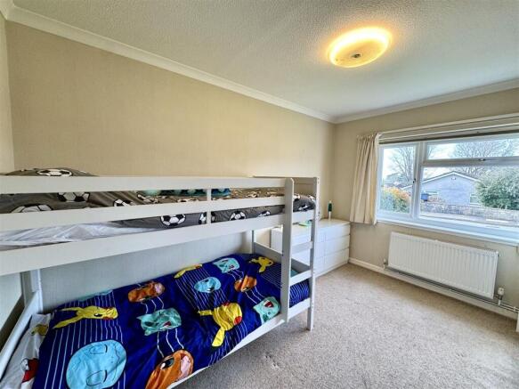 BEDROOM 2