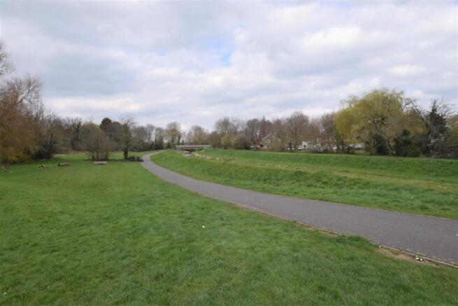 OPEN SPACE NEARBY