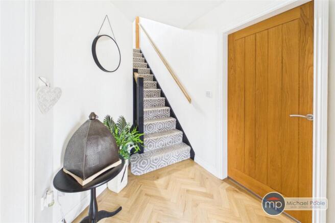 4 bed Detached for sale Image 5