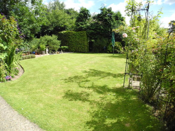 Photo 13