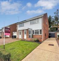 22, Albatross Gardens, South Croydon CR2 8QX