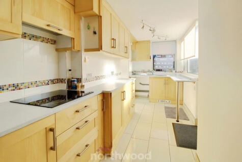 Strathmore Road, Town Moor, Doncaster, DN2
