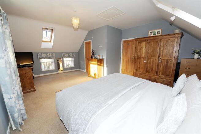 BEDROOM 1.