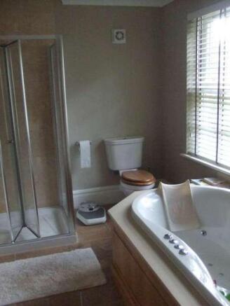 Master En-suite