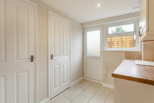 8622211-interior03.jpg