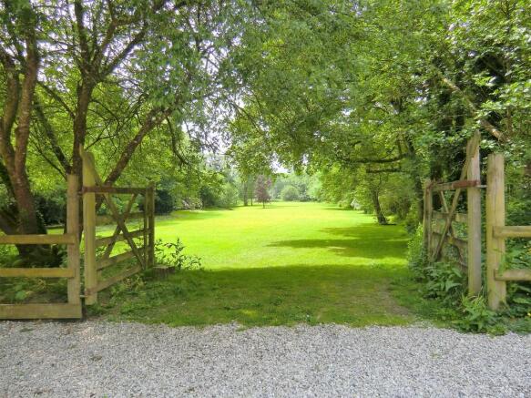 Entrance to Paddo...