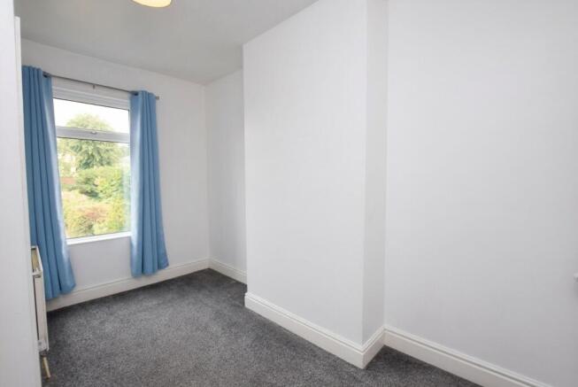 2 bed Semi-Detached to rent Image 7