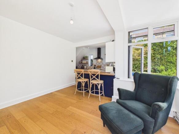 3 bed Semi-Detached for sale Image 7